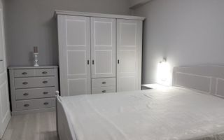 Închiriere 2 Camere Ultracentral, Vedere Dambovita, Renovat - Poză 10