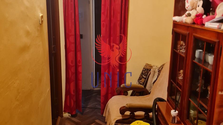 Apartament 3 camere decomandat parter, 1 Mai - Poză 5