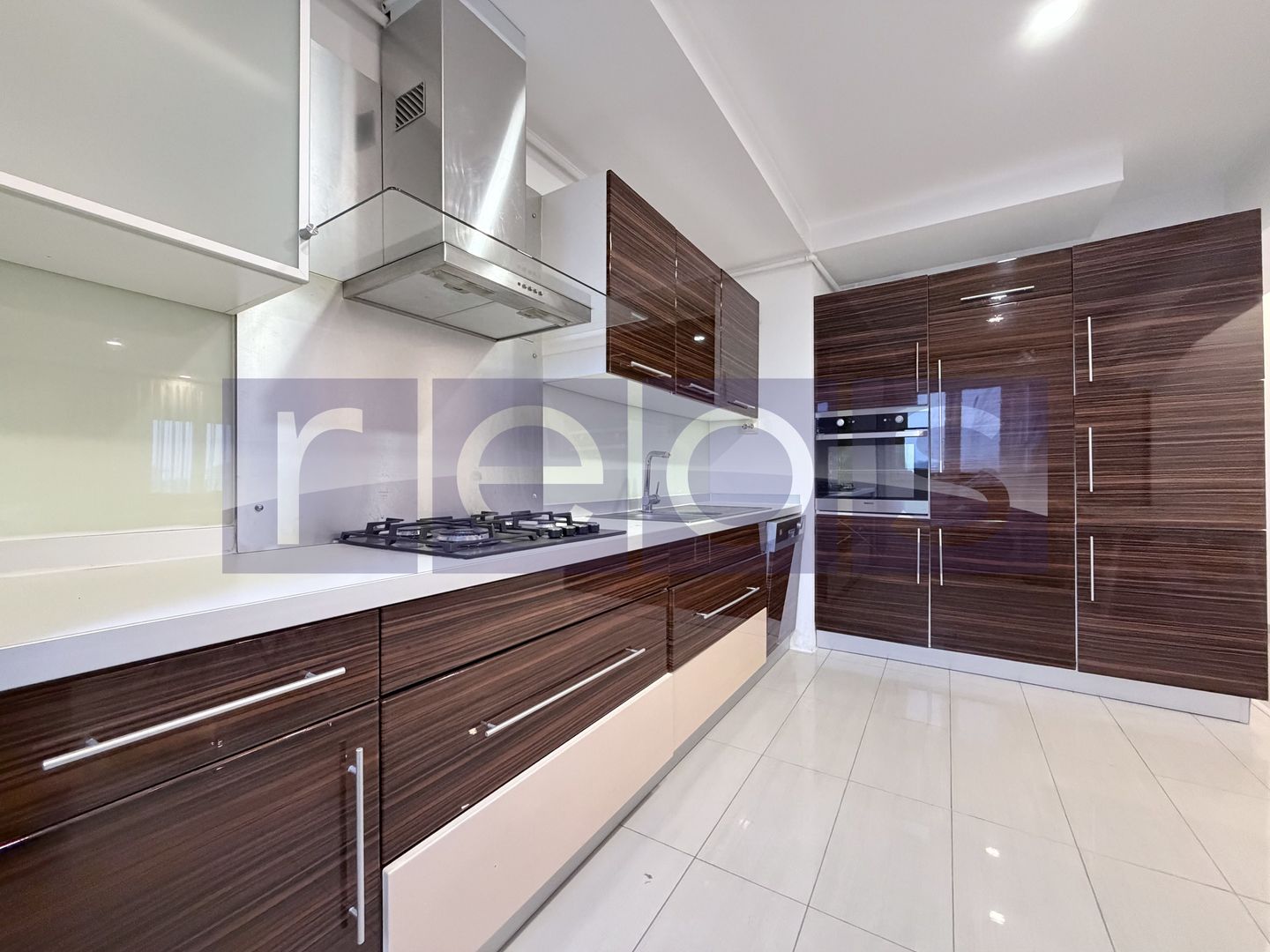 VANZARE 3 CAMERE | LUMINOS | LOC DE PARCARE INCLUS IN PRET | COSMOPOLIS - Poză 4