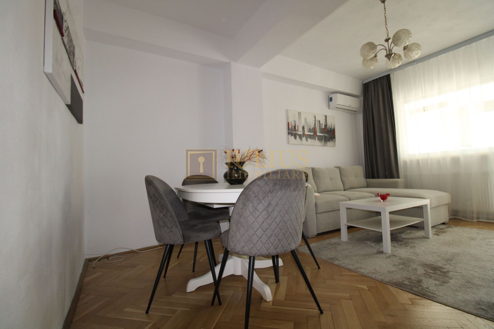 3 camere decomandate, balcon generos de 17 mp, bloc modernizat-Gh Lazăr - Poză 3