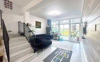 Casă înșiruită cu 4 camere, complet mobilată și utilată |Săcălaz| - Poză 9