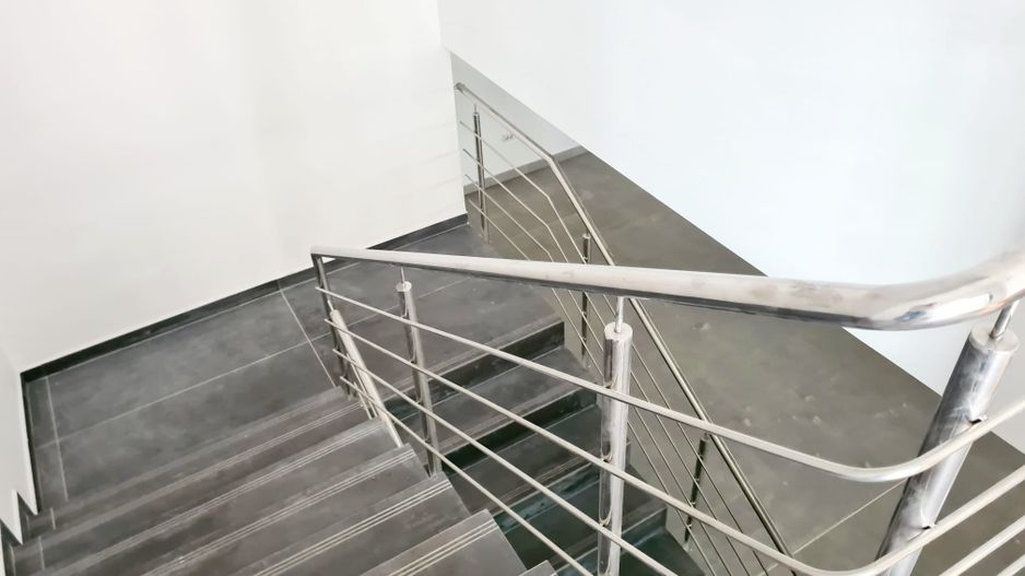 Spatiu comercial de vanzare sau inchiriere - Poză 7