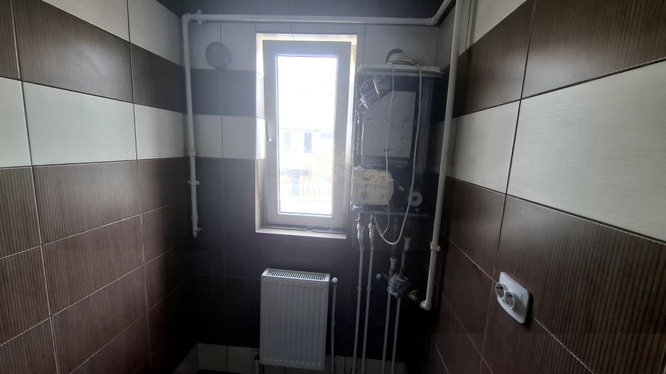 Vind urgent apartament in Turda . - Poză 18