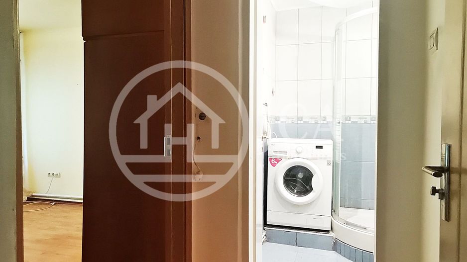 Apartament de vânzare cu 2 camere în zona Rogerius, Oradea - Poză 8