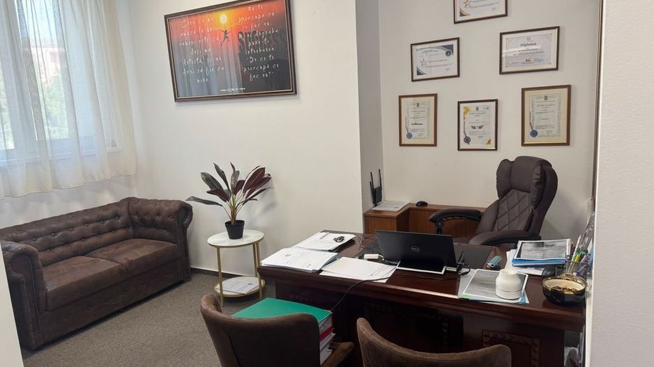 Spatiu comercial de vanzare, S+P+1E, 235 mpu, Ultracentral, Alba Iulia - Poză 2