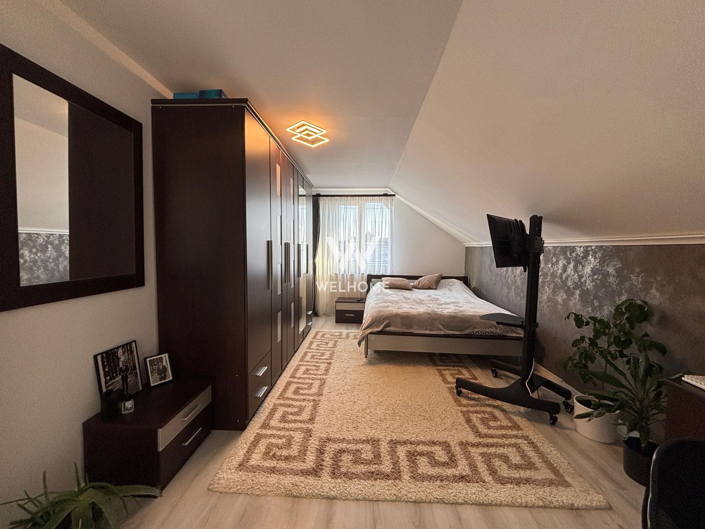 Casa INDIVIDUALA -Zona Lacul Lui Binder - Poză 9