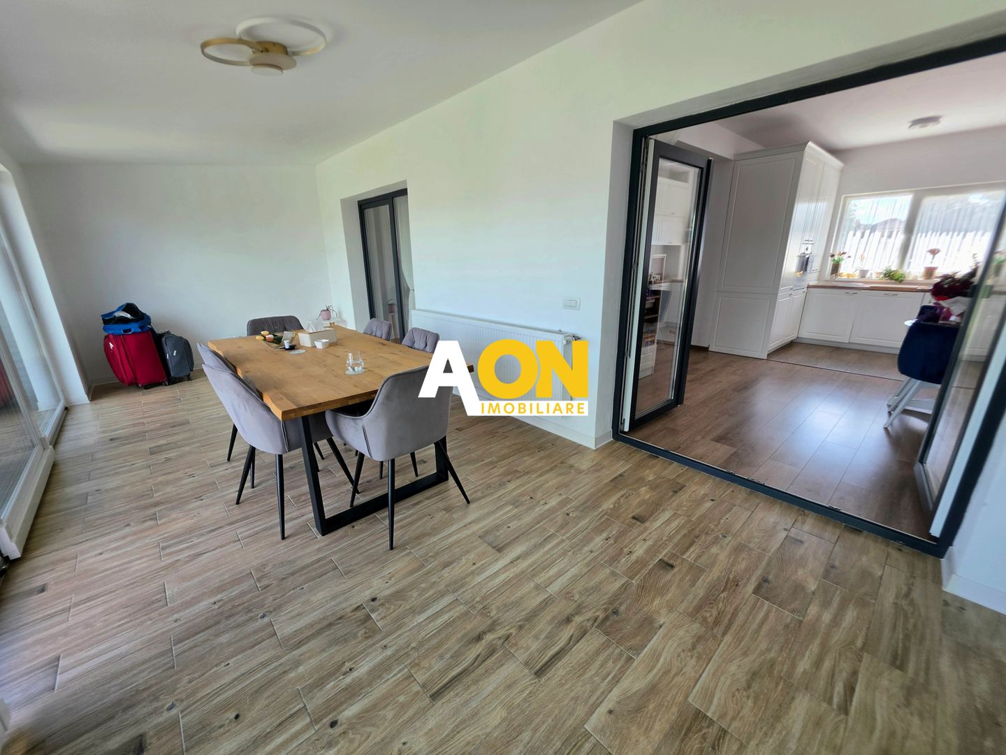 Casa 3 Camere, 2 Bai, 390mp Teren, Complet Mobilata si Utilata - Poză 17