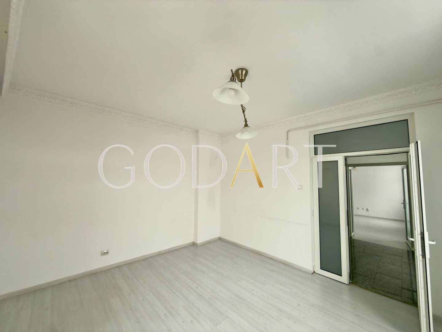 Vila spatioasa | Complet renovată | Central - Poză 10