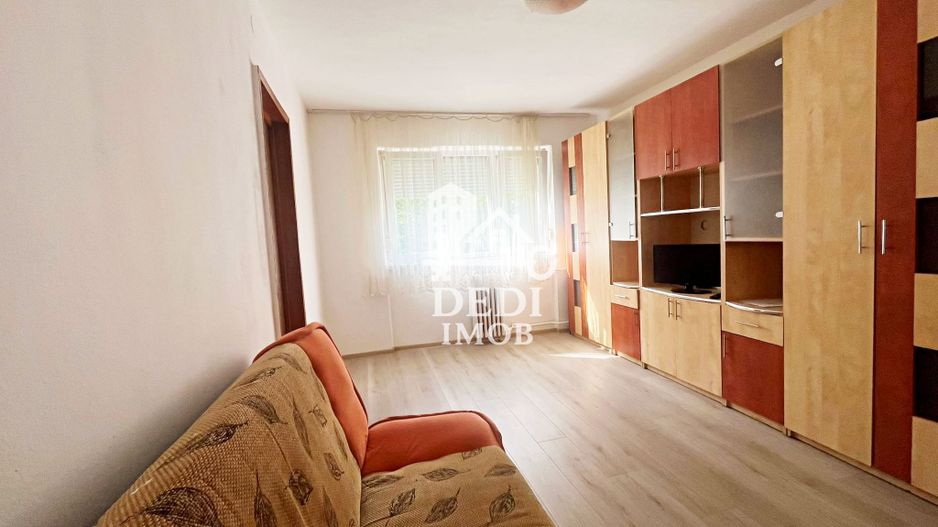 Apartament 2 camere de inchiriat in zona Rogerius, Oradea - Poză 1