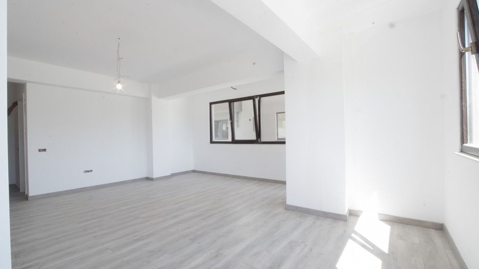 The Building 42 - Funigeilor 60 - Poză 22