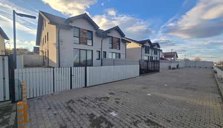 Cvaduplex 4 camere 145 mp teren Calea Cisnadiei