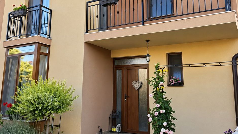 Chișoda | Duplex 4 camere | 122 mp | Teren 300 mp | Mobilat și utilat - Poză 1