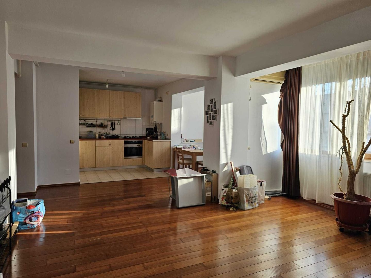 Vanzare apartament spațios 2 camere – 85 mp utili – Complex Noor, Titan - Poză 1