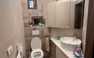 Vila 7 incaperi + 3 Anexe | 1800mp Teren | La Intrare in Dumbravita - Poză 8