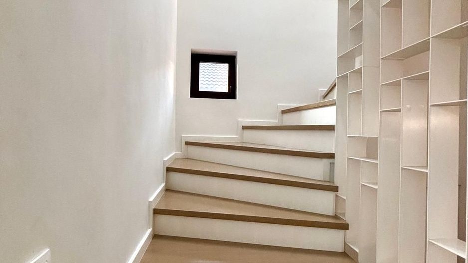 Casa premium - mobilata si utilata -teren 601 mp -  Sag - Poză 9