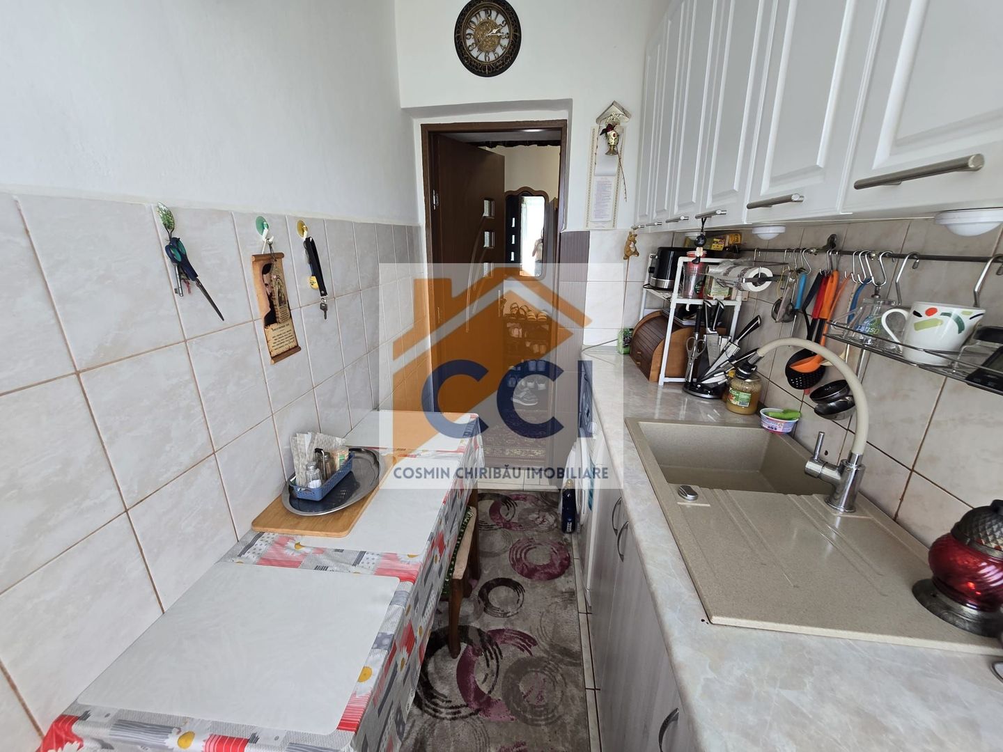 Apartament cu personalitate, logie și boxă – Strada Neptun, nr. 6 - Poză 13