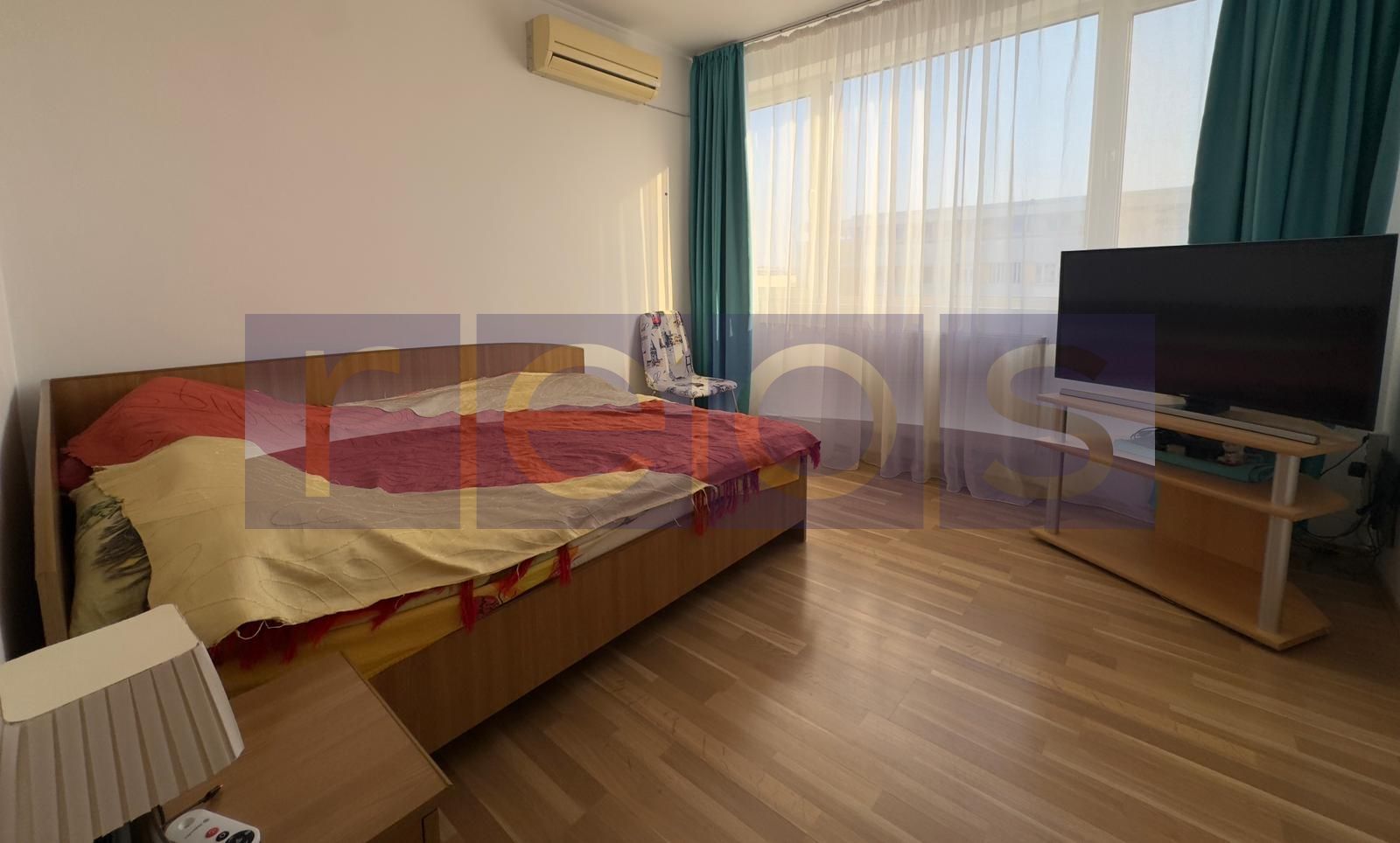 VANZARE APARTAMENT 3 CAMERE 65MP METROU IANCULUI DUBLU VEDERE SEMIDECOMANDAT - Poză 6