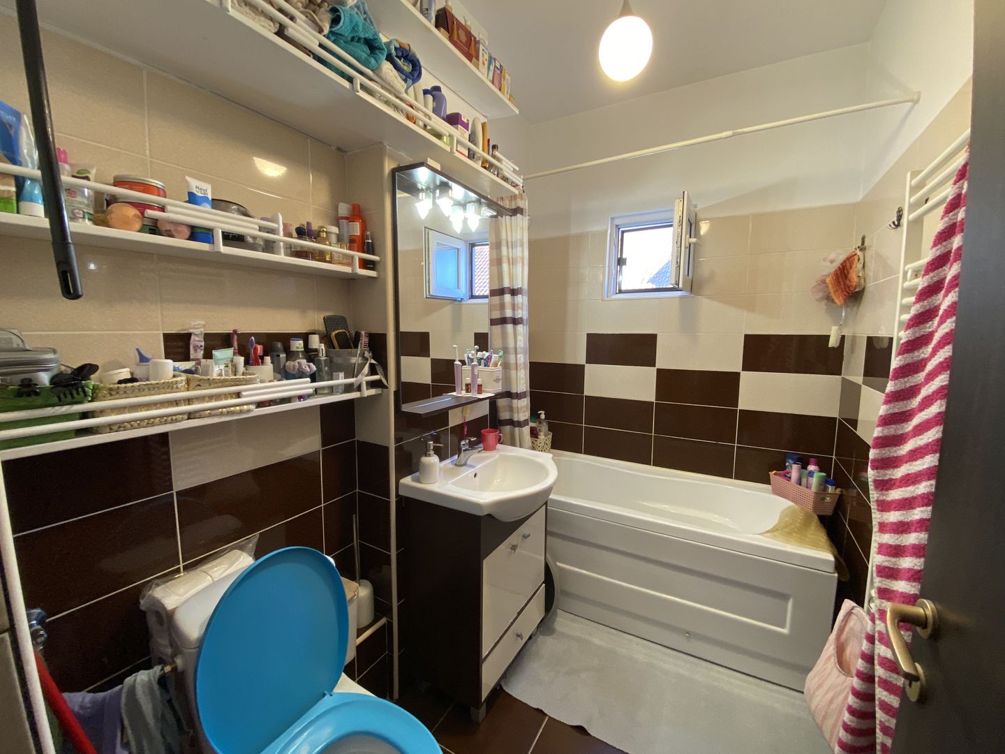 Comision 0%, Apartament 2 Camere, Mansarda, 50mp, Mobilata, Sagului - Poză 8