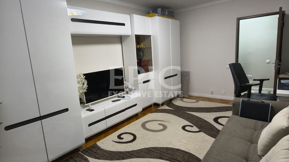 3 camere/ 2 băi/ Confort I/ Decomandat/ Loc de parcare/ Zona Unirii - Poză 1