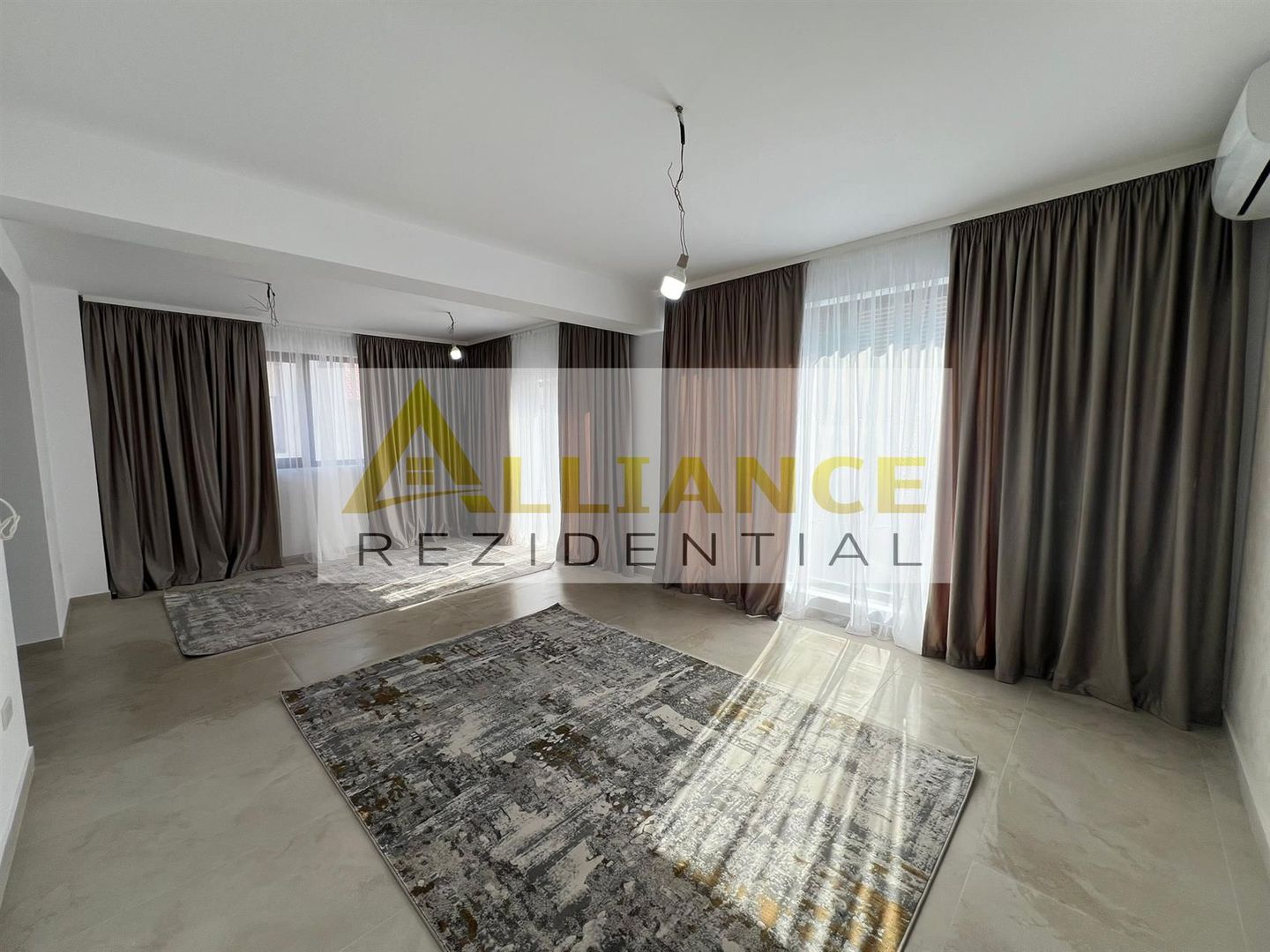 Casa individuala - 150 mp utili - 5 camere - 3 bai - Poză 1