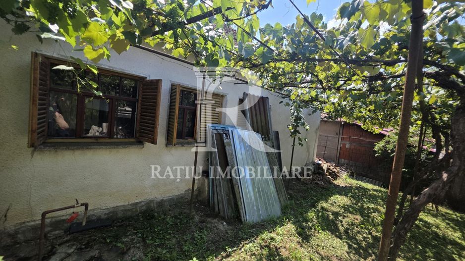 Casa de vânzare cu teren generos | Sumugiu | Bihor - Poză 22