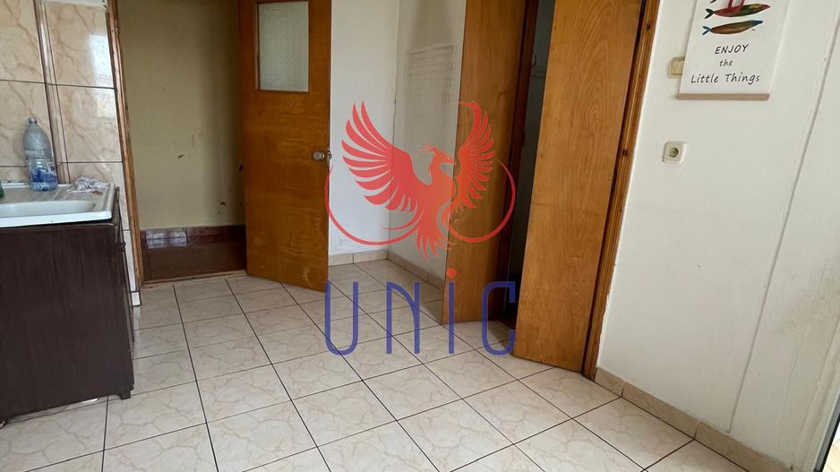 4 camere decomandate, V-uri - 1 Mai - Poză 4