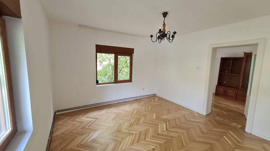 Casa solida în zona Bogdanestilor - Poză 24