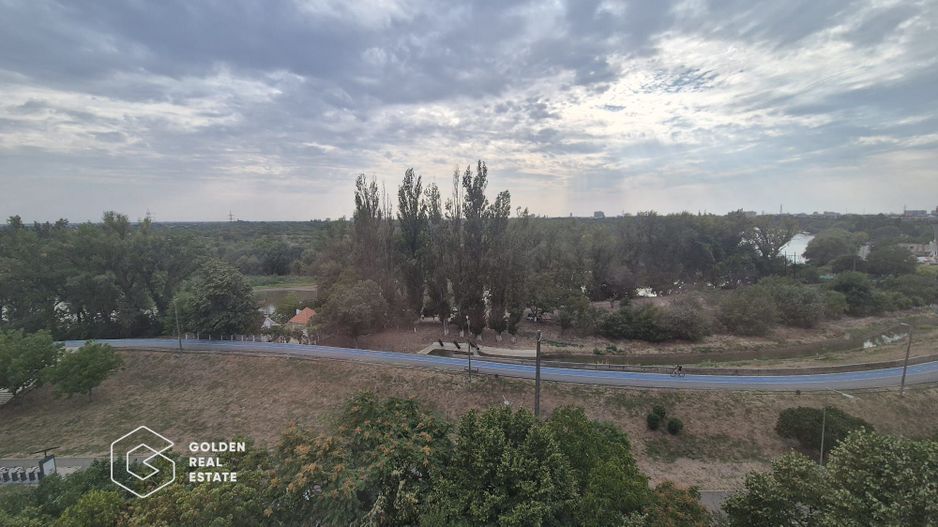 Apartament 3 camere, Micalalaca zona 300 cu vedere către malul Mureșului - Poză 9