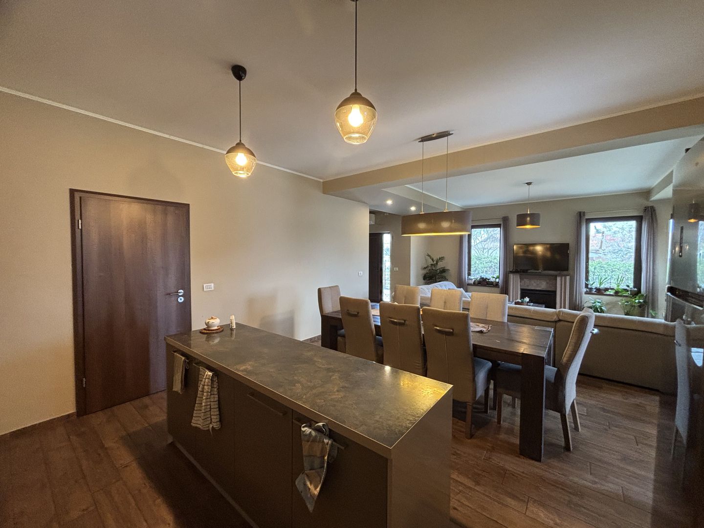 Duplex despărțit prin camera tehnica, zona Pădure Dumbravita - Poză 9