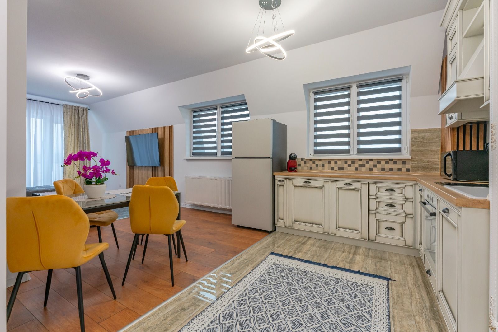 Apartament 2 camere tip penthouse Rasnov | Terasa 50 mp - Poză 15