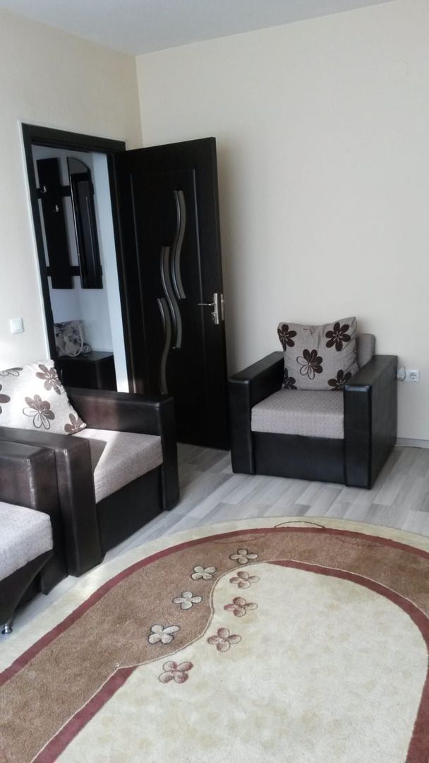 Apartament 2 camere,48 mp, semicentral - Poză 11