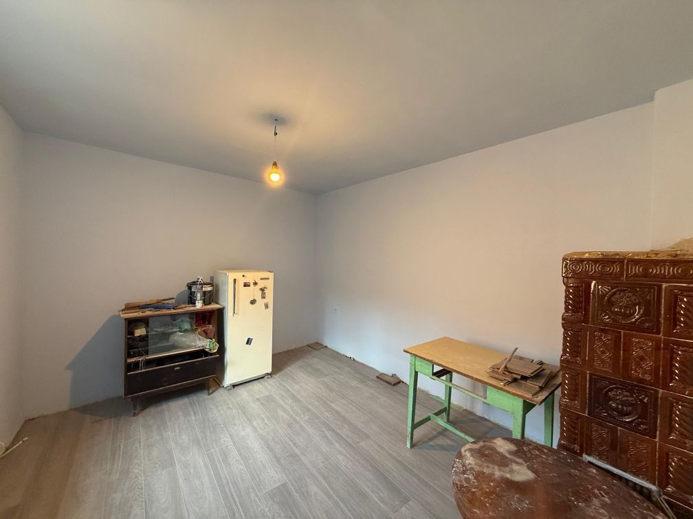 Apartament 3 camere - 55 mp - Zona Garii - Necesita renovare - Poză 1
