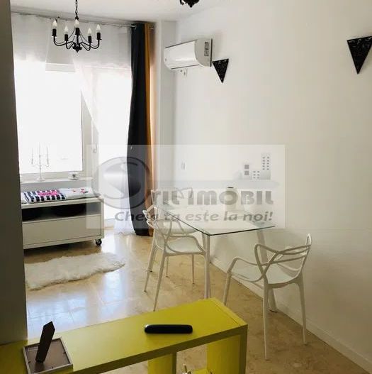 Apartament 2 camewre ROYAL TOWN- 499 EURO - Poză 2