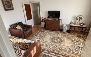 Apartament cu 3 camere de vânzare – Zona Casa de Cultură, Constanța - Poză 3