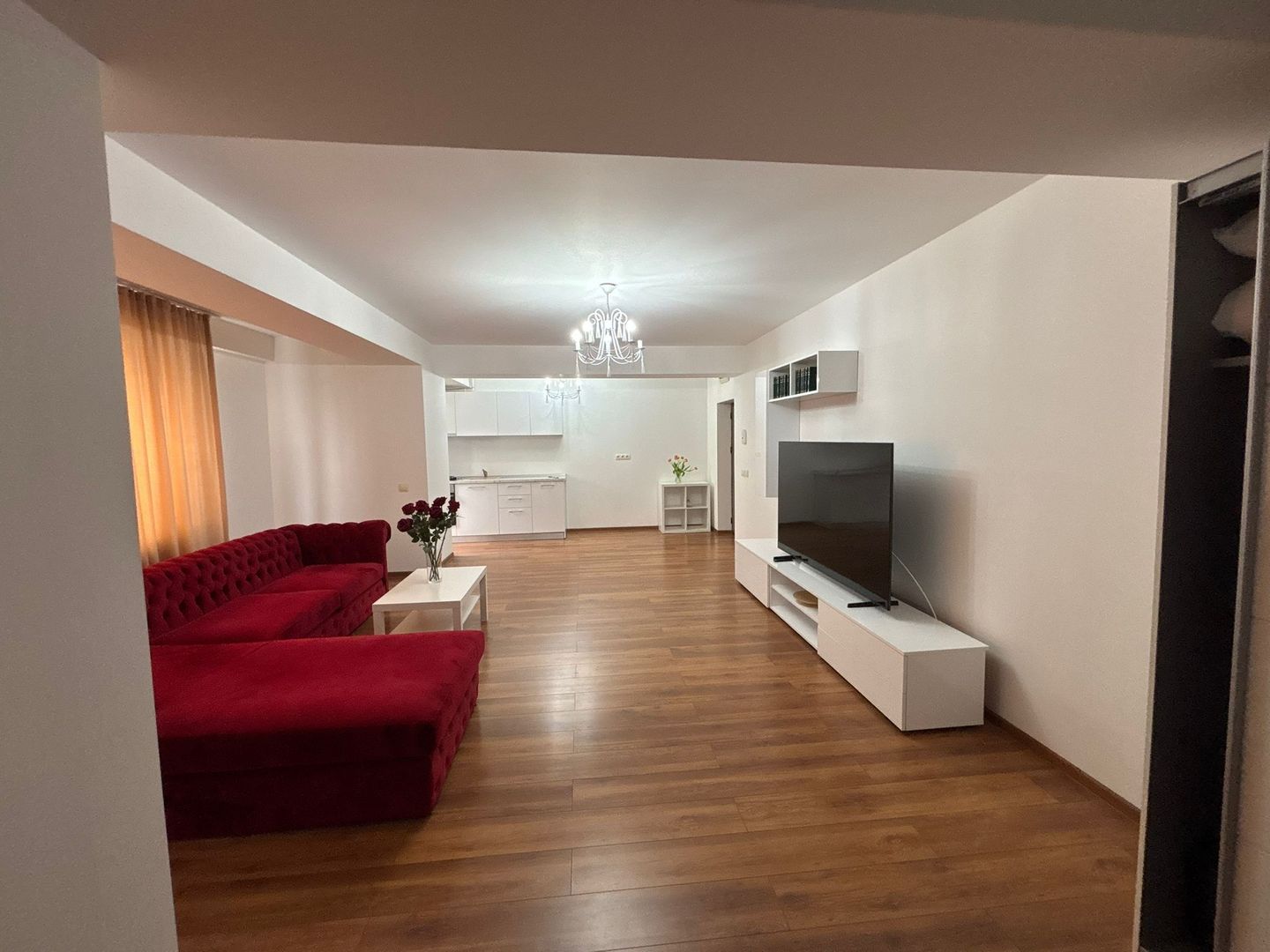 Apartament 2 camere- loc de parcare inclus- Pipera - Poză 1