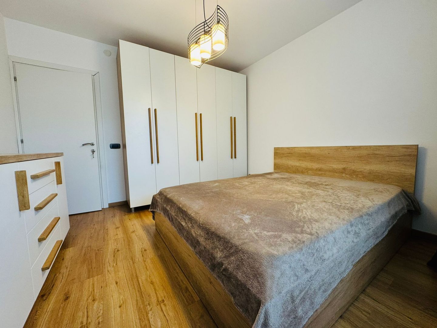 Apartament 2 camere Drumul Taberei AFI - Poză 3