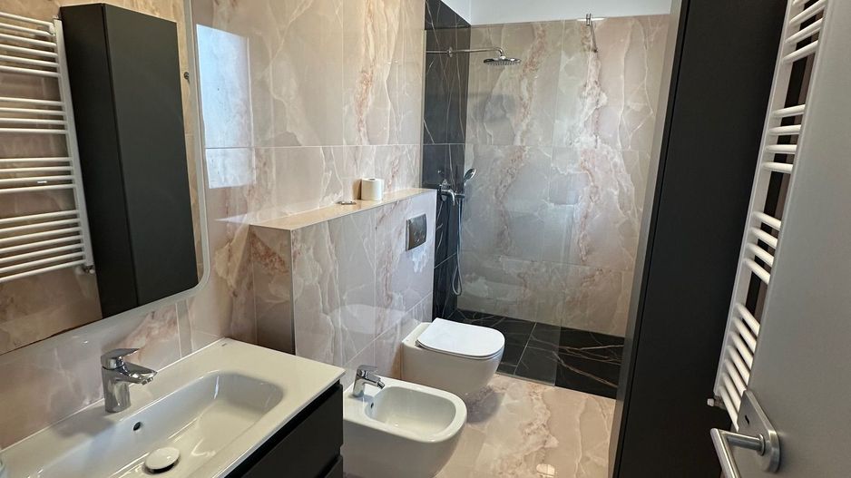 Duplex despărtit  prin garaj zona Ikea - Poză 30