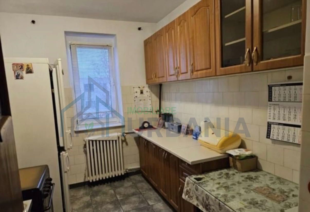 Apartament de vanzare 2 camere Copou Bulevardul Carol - Poză 5