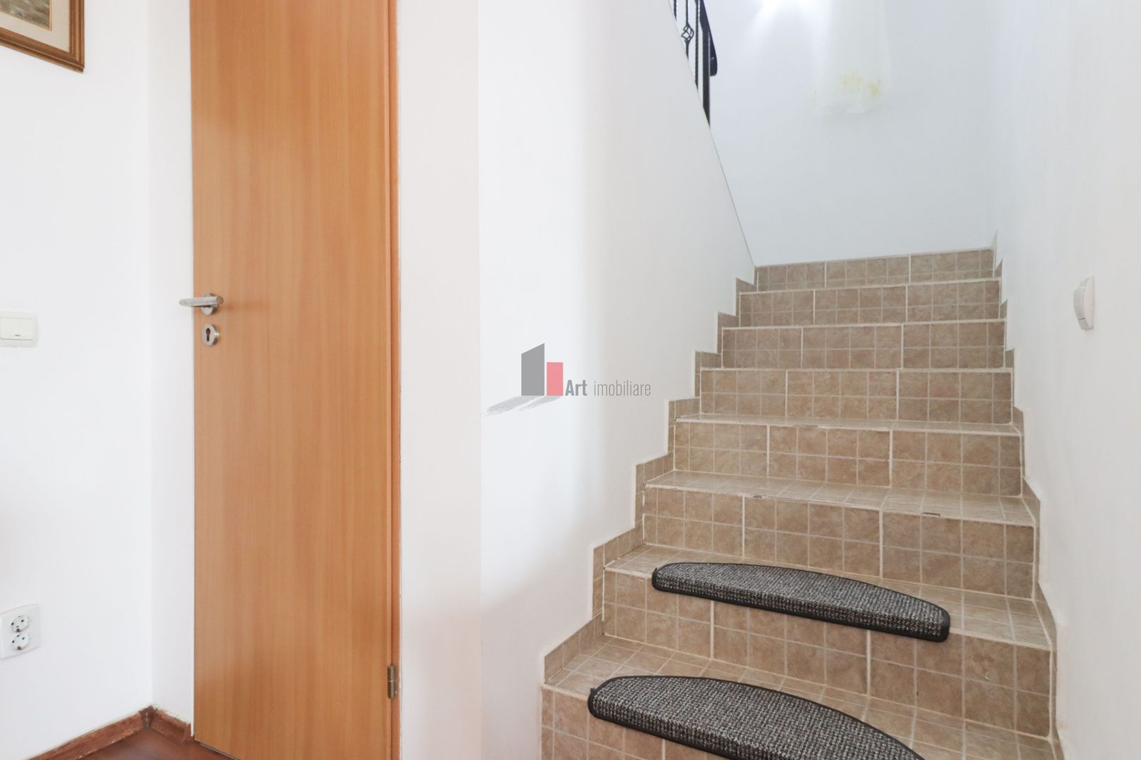 Vila "SEPHARA", teren 700 mp,  292 mp suprafata totala, NEGOCIABIL - Poză 18