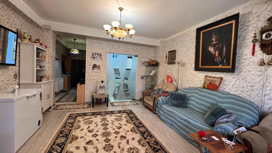 3 camere | curte proprie | 2 parcari subterane incluse - Poză 3