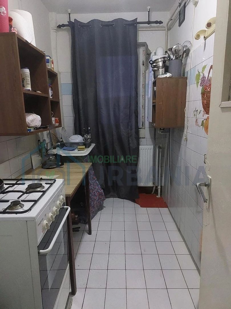 Apartament decomandat cu 3 camere, etaj 10, zona Mircea cel Bătrân, Iași - Poză 4