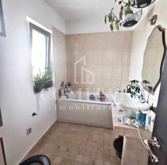 Apartament 3 camere | etaj intermediar | Zona Teilor - Poză 9