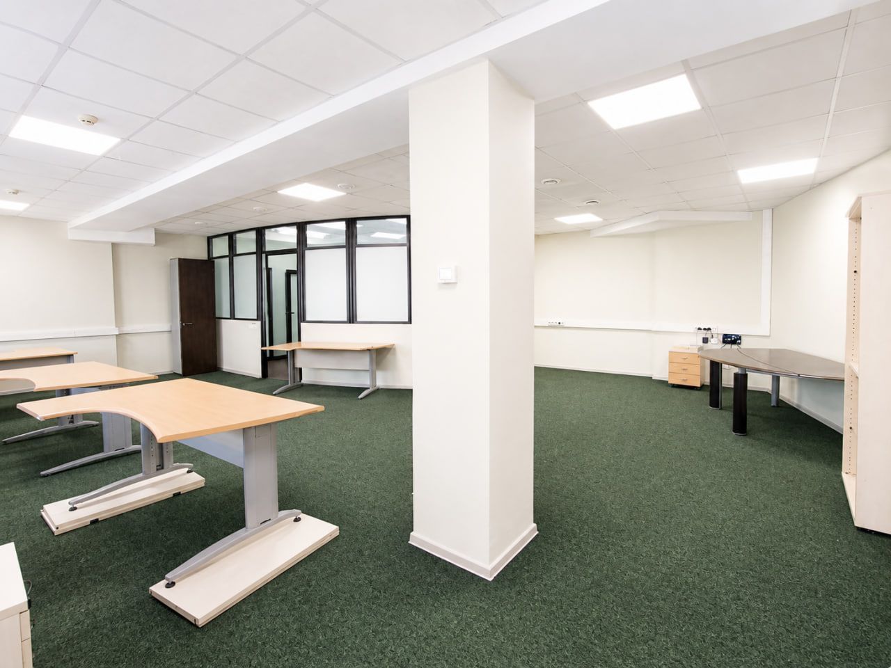 Birou reprezentativ 71 m² în Business Office Center – adresă centrală pentru companii serioase - Poză 14