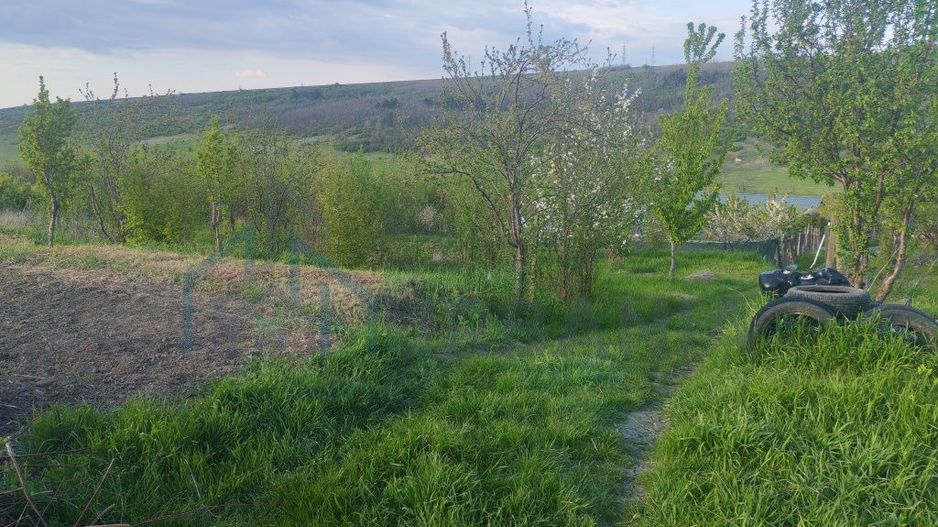 Teren intravilan de vânzare în sat Vânători, comuna Popricani, județul Iași - Poză 5