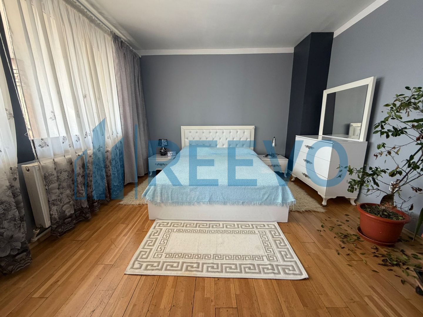 Casă/Vilă de vânzare în comuna Târgu Trotuș, județul Bacău. - Poză 1