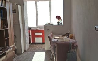 Apartament 2 camere decomandat, etaj 1, renovat parțial. - Poză 4