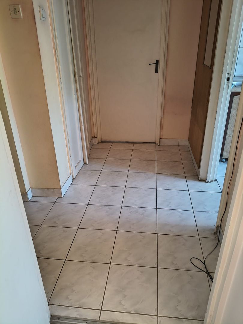 Apartament cu 3 camere in Rogerius - Poză 5