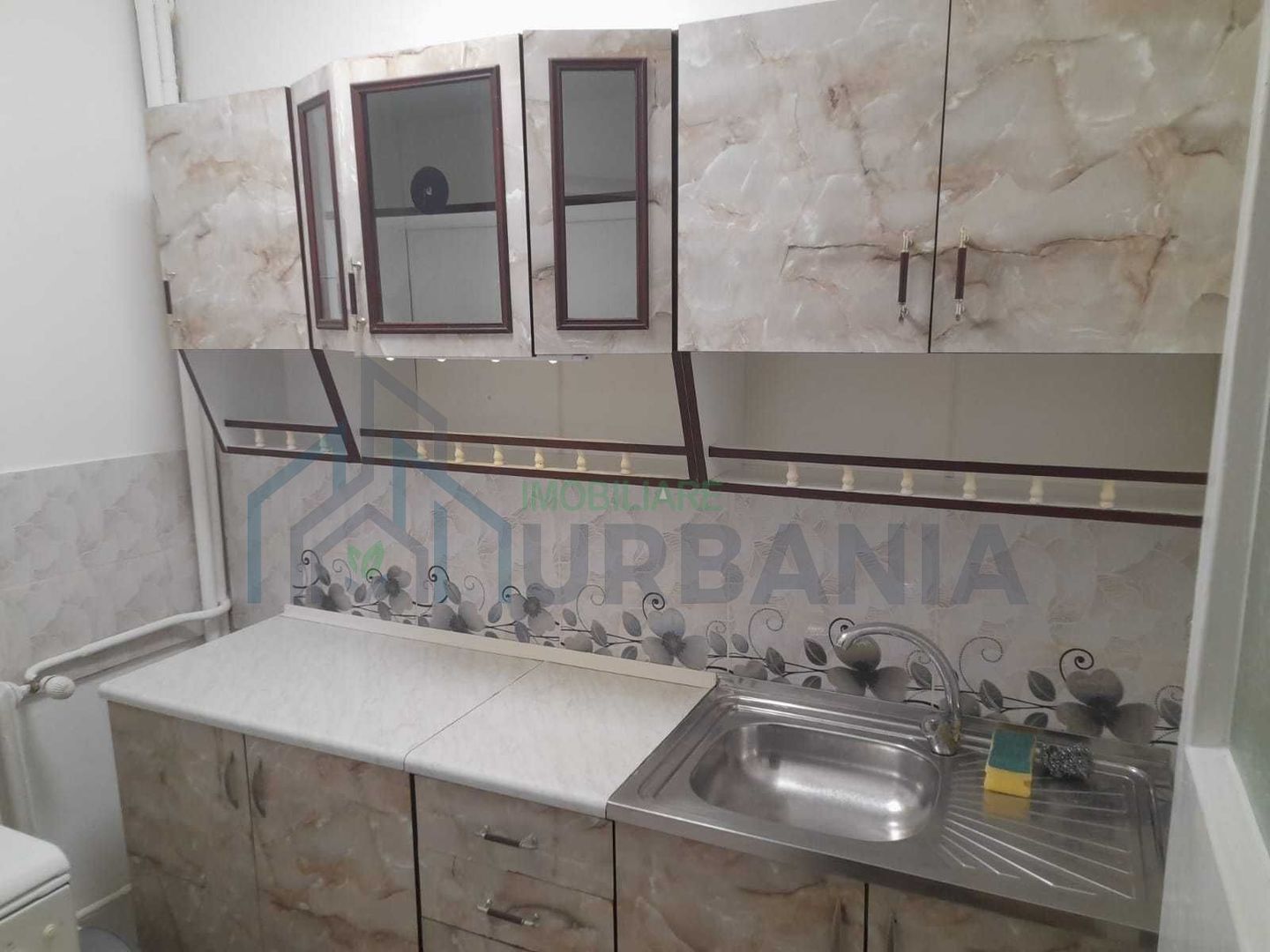 Garsonieră 1 cameră, Tătărași, etaj 4/9, mobilată și utilată - Poză 3