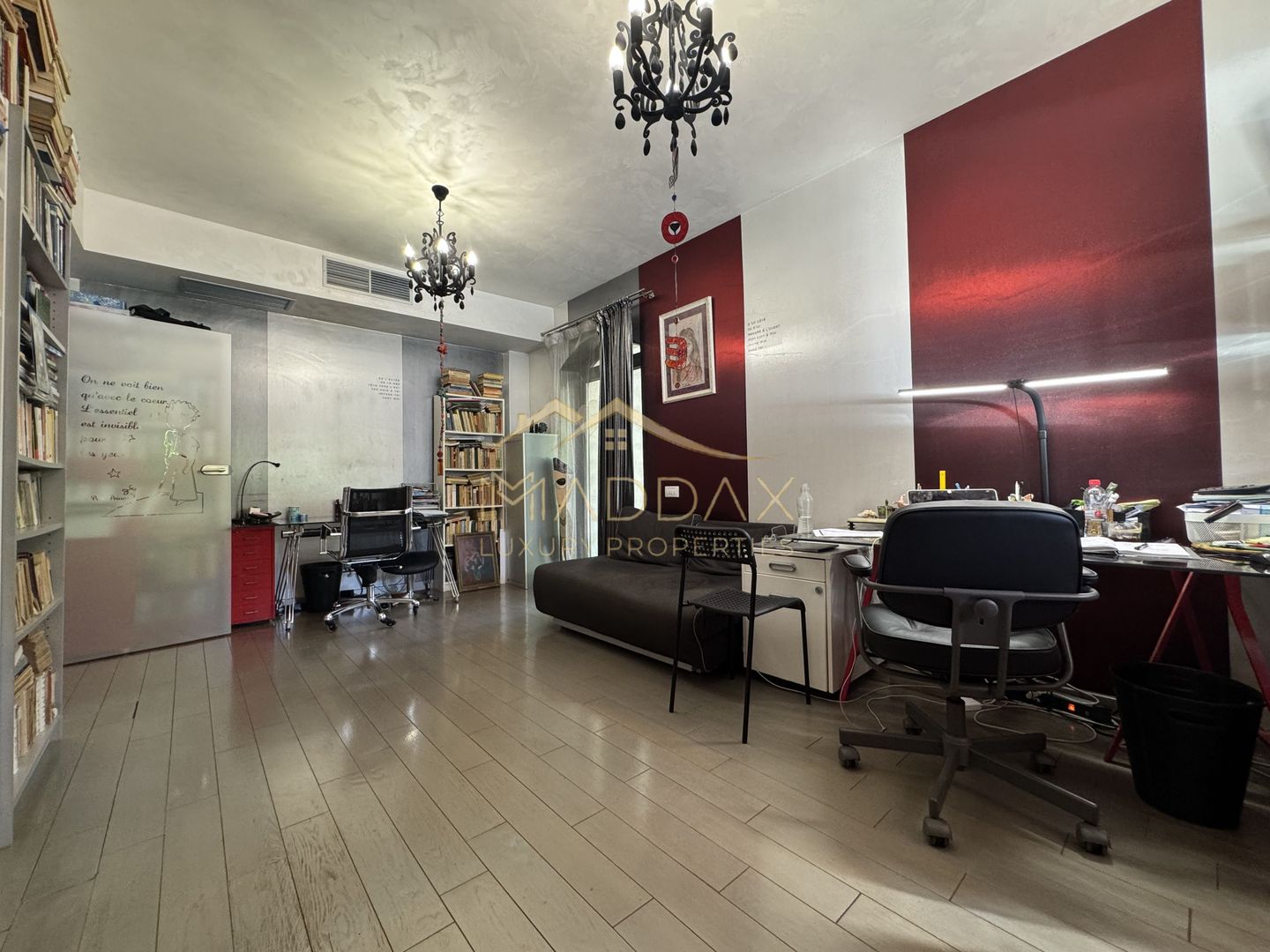 Vila cu 5 camere *344mp* + 400mp Teren // Zona Bucurestii Noi - Poză 38
