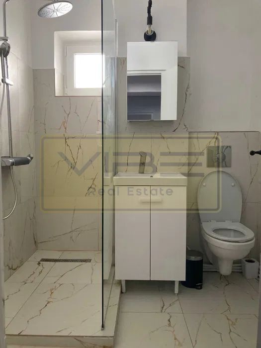 ULTRACENTRAL- Aoartament cu 3 dormitoare- 5 min de UMF ! - Poză 3